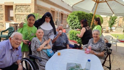 Jornada de los Abuelos: Transmitamos la ternura de Dios a cada anciano