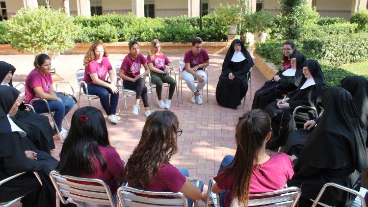 Sœur Parra est formatrice aupr&egrave;s des jeunes femmes qui aspirent &agrave; la vie religieuse.