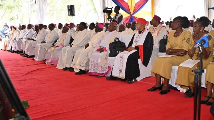 Kanisa lijenge madaraja ya umoja, imani na matumaini