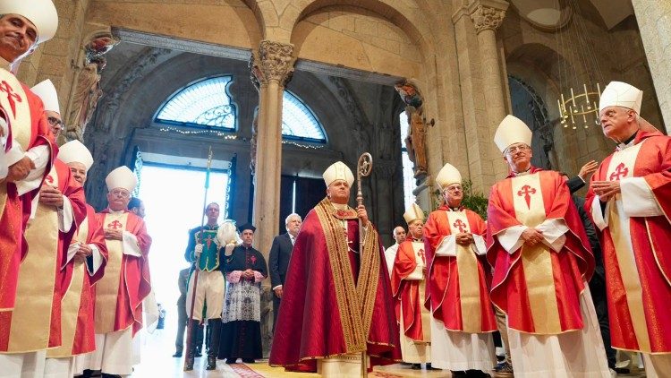 Santa misa y Ofrenda Nacional en la solemnidad del Ap&oacute;stol Santiago, Patrono de Espa&ntilde;a, en la Catedral compostelana
