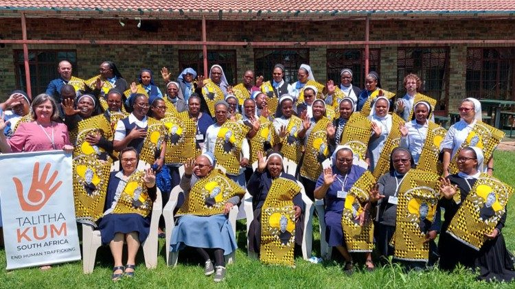 Irm&atilde;s participantes da Rede Talitha Kum