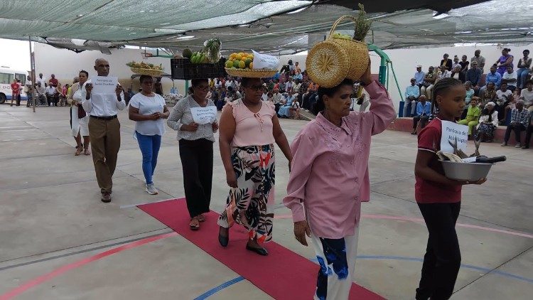 Momento do ofert&oacute;rio