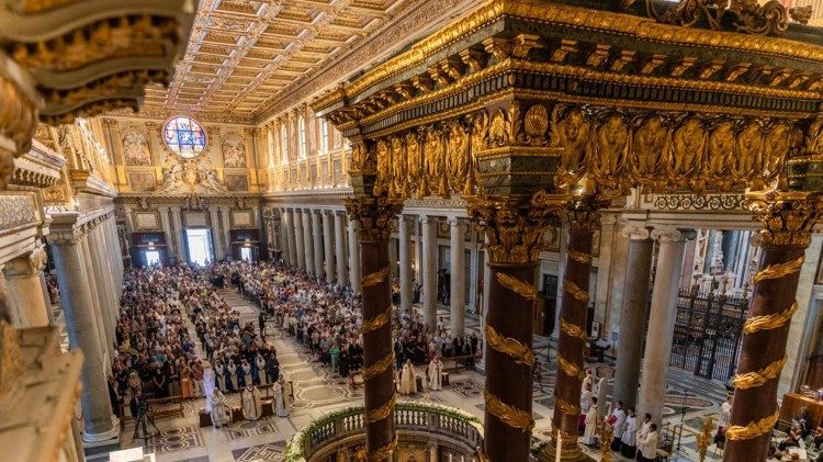 Il solenne pontificale della dedicazione della Basilica di Santa Maria Maggiore