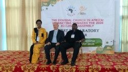 Participantes no encontro em Adis-Abena sobre " A Igreja Sinodal em África: caminhando rumo à Assembleia Eclesial de 2028" 