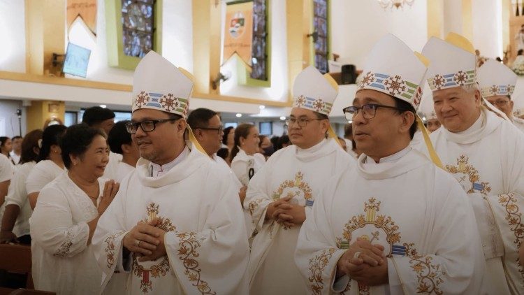 Opening of the new Diocese of Calapan, Philippines