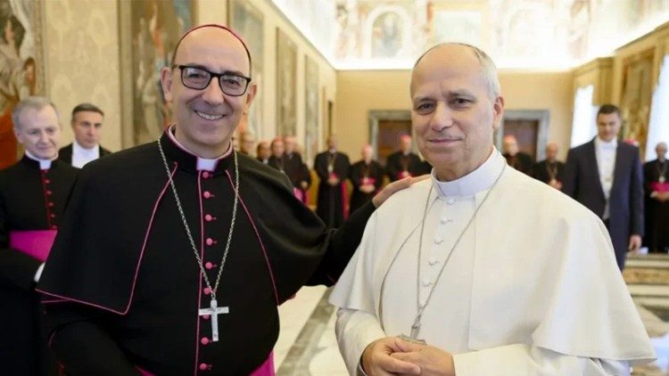 David Mart&iacute;nez De Aguirre com o Papa Le&atilde;o XIV durante a visita Ad Limina (janeiro de 2026)