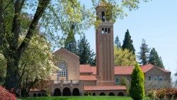 Abacia Benediktine e Mount Angel, Oregon, në Shtetet e Bashkuara të Amerikës