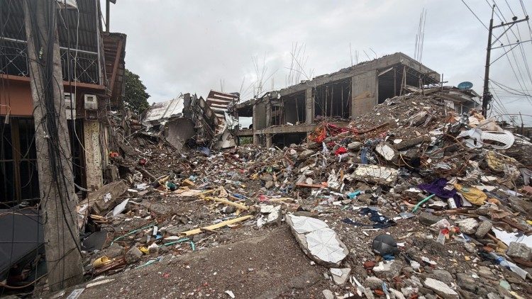 Os graves danos do terremoto na Col&ocirc;mbia
