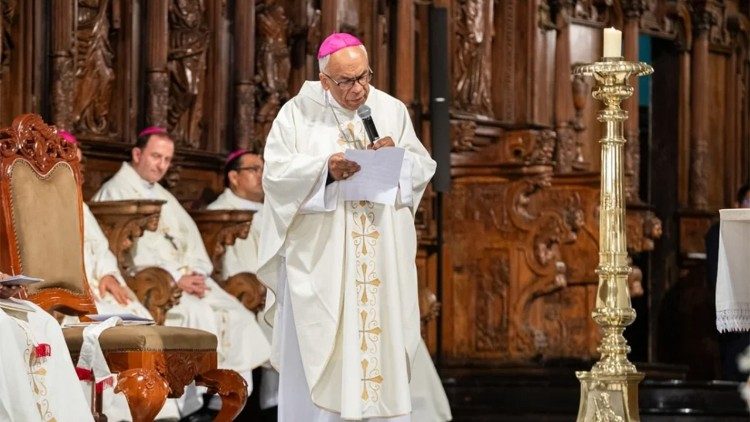 Monse&ntilde;or Carlos Garc&iacute;a Camader, presidente de la CEP.