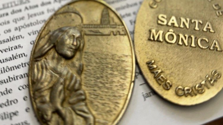 Medalha da Comunidade de Mães Cristãs Santa Mônica
