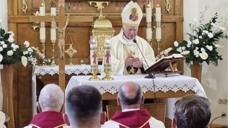 Uroczystości w Komańczy (© Radio FARA)