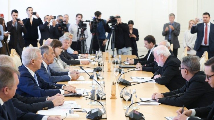 Colloque entre les délégations russe et du Saint-Siège à Moscou