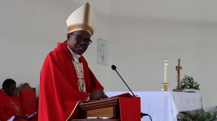 Bishop Constantino, Apostolic Administrator of Beira during Catechist Day
