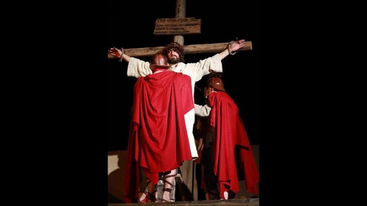 "Louvado sejas, &oacute; meu Senhor", a representa&ccedil;&atilde;o sagrada da Paix&atilde;o de Cristo em Fiamenga (Foligno, &Uacute;mbria)