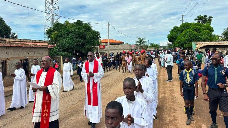 Diocese de Caxito (Angola), durante a prociss&atilde;o na Sexta-feira Santa