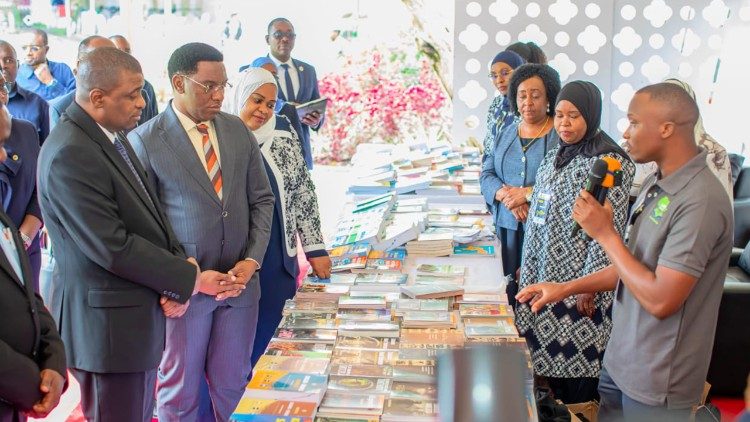 Kugha kama chombo cha amani ni muhimu kuendelezwa