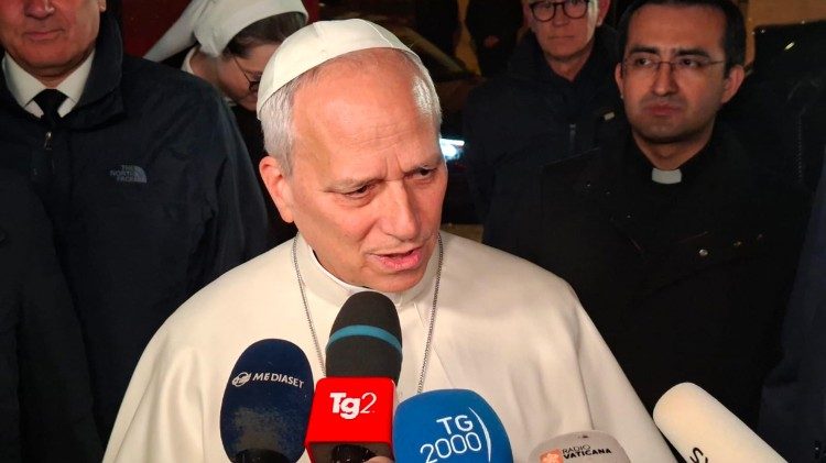 Papież ponowił apel o powrót do stołu rokowań przywódców, a do obywateli apelował o domaganie się od władz działań na rzecz pokoju