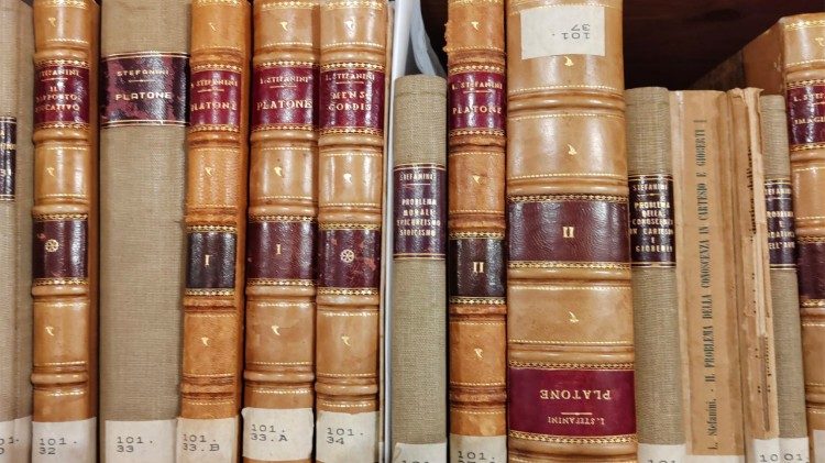 I volumi della Biblioteca della Fondazione Luigi Stefanini