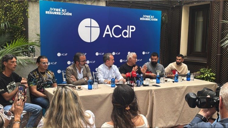 Conferencia de prensa de presentaci&oacute;n en uno de los hoteles madrile&ntilde;os