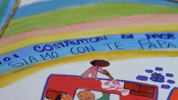 I disegni dei bambini per il Papa