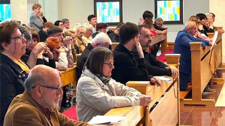 Riječki hodočasnici u konkatedrali sv. Petra u Baru  (Foto: Riječka nadbiskupija)