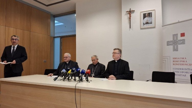 Konferencija za novinare o 72. redovitom plenarnom zasjedanju Sabora HBK (Foto: Filip Vrbanić)