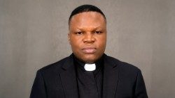 Mgr Jean-Marie Vianney Musul Masas, nouvel évêque auxilaire de Lubumbashi en RDC.