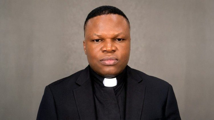 Mgr Jean-Marie Vianney Musul Masas, nouvel évêque auxilaire de Lubumbashi en RDC.