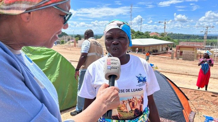 Marcellina Joao Monteiro, l'une des fid&egrave;les qui attend le Pape avec impatience