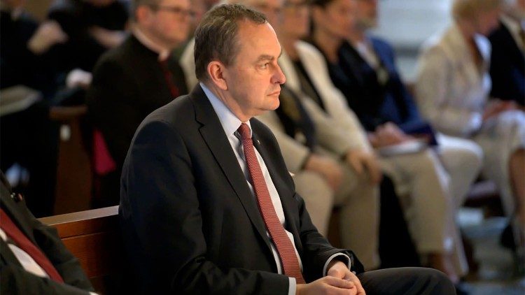 Obecny był r&oacute;wnież ambasador RP przy Stolicy Apostolskiej Adam Kwiatkowski