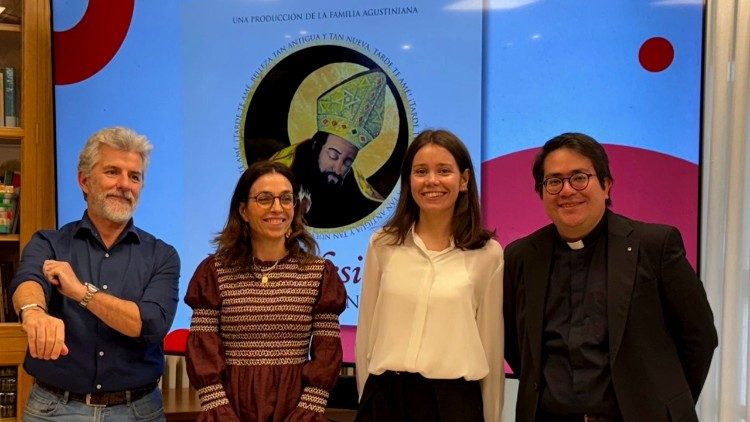 Un momento de la presentaci&oacute;n del Audiolibro