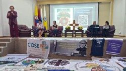 La conferencia en Santa Marta, Colombia