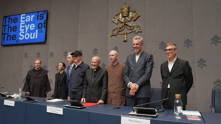 Los participantes en la conferencia de prensa   (@VaticanNews)