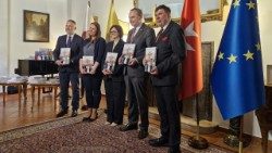 Polska Ambasada przy Stolicy Apostolskiej, prezentacja książki „Najciekawsze chwile Roku Świętego 2025”