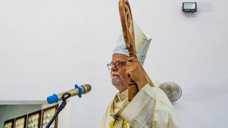 O Arcebispo, Dom Cláudio Dalla Zuanna
