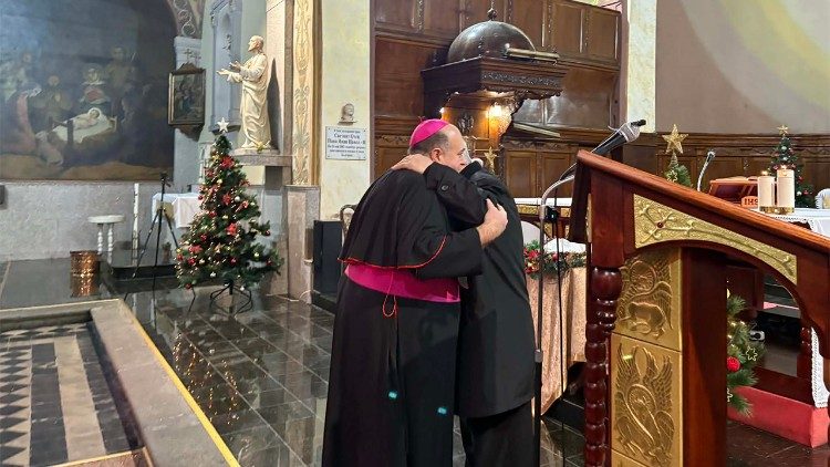 Монсеньор Румен Станев с почетния епископ монсеньор Георги Йовчев