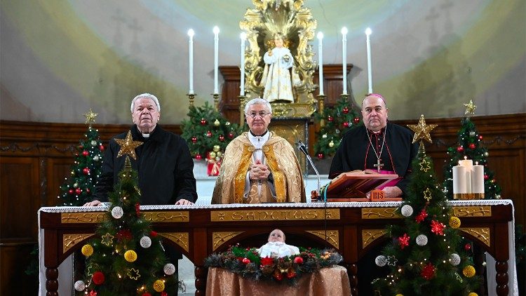 Монсеньор Станев, монсеньор Йовчев и монсеньор Суриани