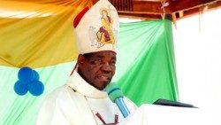 Askofu Hiiboro Kussala wa Jimbo Katoliki la Tombura -Yambio, Kusini mwa  Sudan.