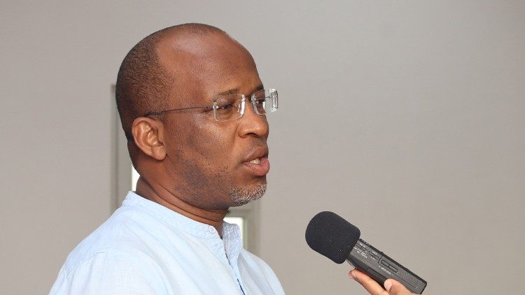 P|adre Jos&eacute; Eduardo Afonso, coordenador nacional do projecto.