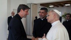 Le père Stefano Cascio et le Pape Léon XIV.