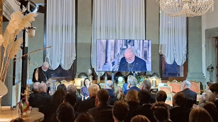 L'arcivescovo Gallagher interviene all'ambasciata d'Italia presso la Santa Sede
