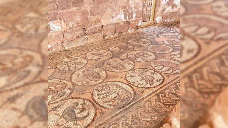 Mosa&iuml;ques chr&eacute;tiennes &agrave; P&eacute;tra