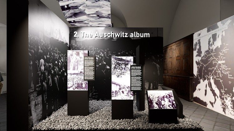 Dalla mostra "Seeing Auschwitz"