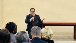 Luis Enrique Cam, director del documental "Una Rosa para el mundo" en la Filmoteca Vaticana