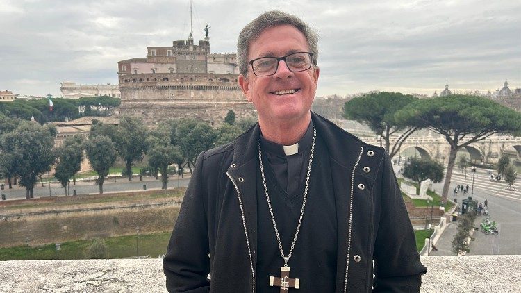 El arzobispo de Buenos Aires en visita a Radio Vaticana