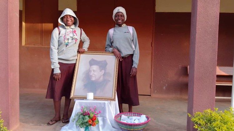 Comienzo de las celebraciones por los 150 a&ntilde;os en Burkina Faso