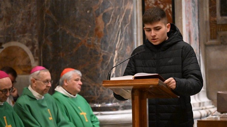 Czwartkowe Msze św. przy grobie św. Jana Pawła II to już wieloletnie tradycja