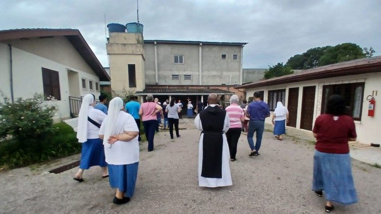 Centro &Acirc;ncora celebra 14 anos de amparo &agrave; sacerdotes e religiosos