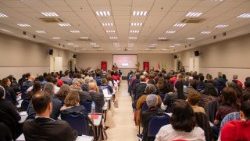 Delegações reunidas no Encontro Nacional da GFASC, em Aparecida (@Grande Família do Sagrado Coração)
