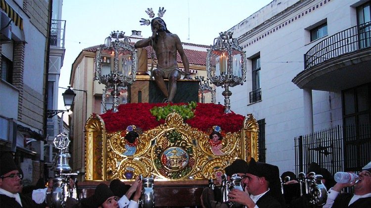 A Lucena, vicino a Córdoba, la Santería-del-Cristo-de-la-Humildad, una delle processioni durante le quali si eseguono saetas (Foto di Eloisa Zoia)